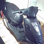 Aprilia Sonic Black & Chrom