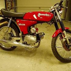 Yamaha Fs1 4g Dx  SOLGT !