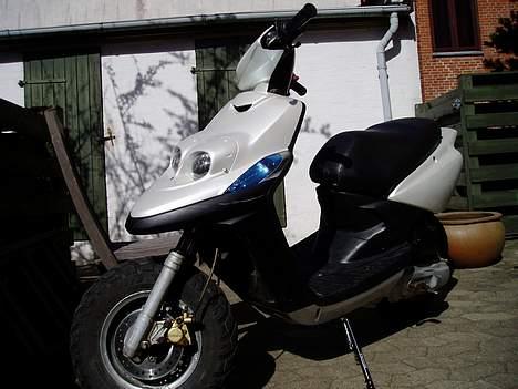 Yamaha Bws NG  - SOLGT -  - Hos Gygge se farven man :D billede 2