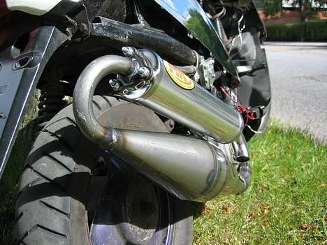 Yamaha jog - På de billeder er den ik færdig. men det er den nu. har bare ik taget billeder. den er rigtig fed billede 1