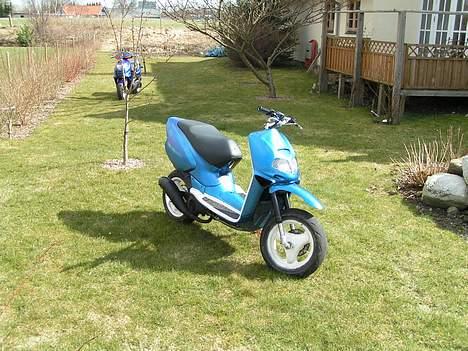 Aprilia rally solgt billede 2