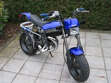 Suzuki Street magic. (BYTTET)  billede 1