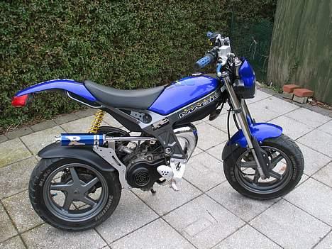 Suzuki Street magic. (BYTTET)  billede 2