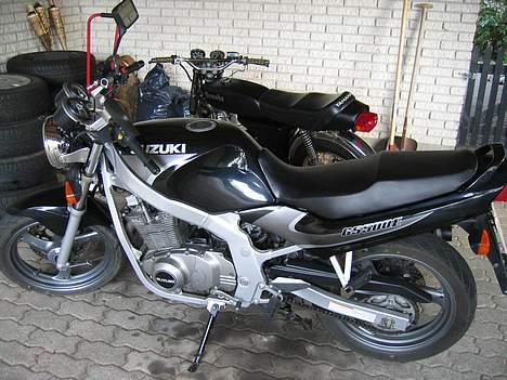 Yamaha 4g DX -- SOLGT - Min mor den forræder har købt en Suzuki! Har selv lige købt en ny Gilera.. billede 5