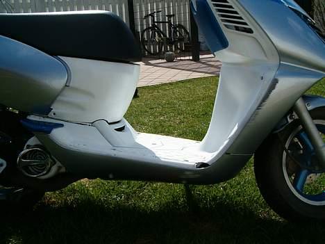 Aprilia Sonic, SOLGT billede 9