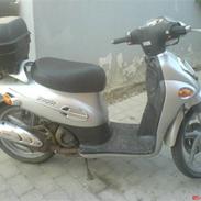 Kymco People