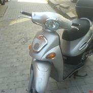 Kymco People