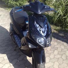 Peugeot SpeedFight 2 AC SOLGT :(