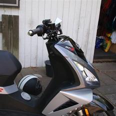 Peugeot speedfight 3