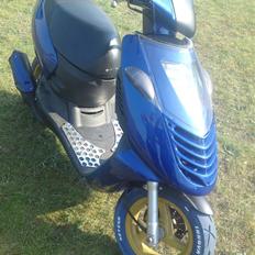 Aprilia sonic TILSALG