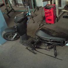 Yamaha Slider Projekt solgt