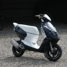 Aprilia sonic