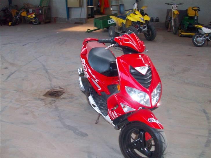 Peugeot speedfight (solgt) billede 2