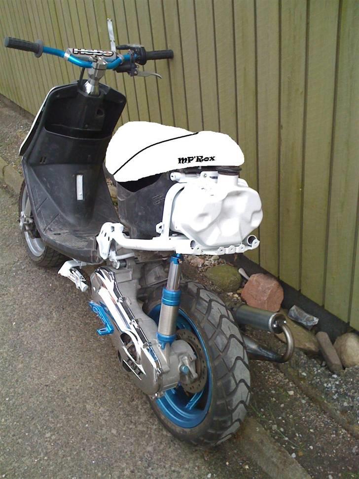 Yamaha Jog AS LC Team'Cross - Skal have skræddersyet sæde :) billede 8