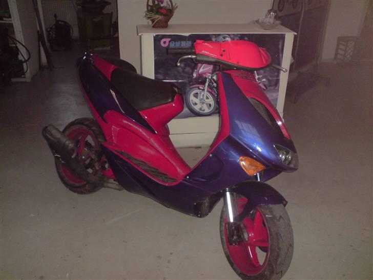 Aprilia SR50 LC DD solgt - som den ser ud i dag den 04/10-09 billede 1