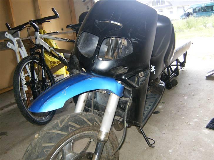 Aprilia rally byttet billede 2