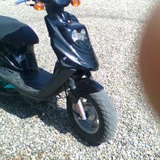 PGO Hot 50 sort -blå....solgt