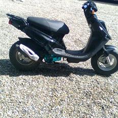 PGO Hot 50 sort -blå....solgt