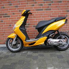 Yamaha Jog r  SOLGT