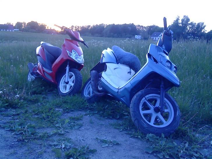 Yamaha jog r SOLGT - sammen med min vens bws billede 9