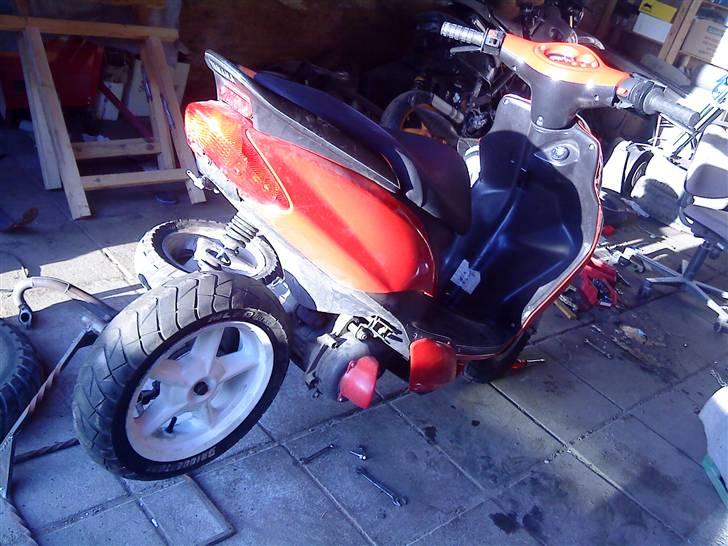 Yamaha jog r SOLGT - montering billede 16