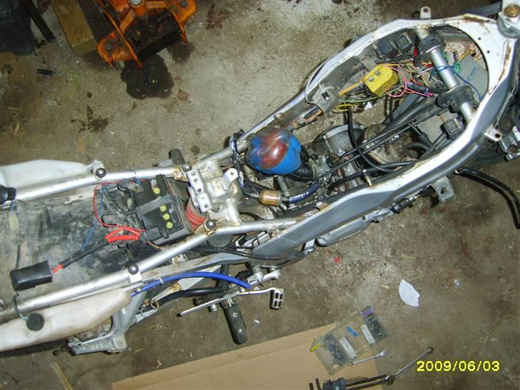 Yamaha Tzr  solgt - Trænger til en kærlig hånd  billede 9