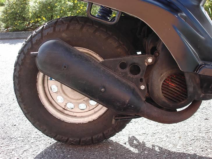 Yamaha Booster | SOLGT - Der skal tages de blå dæk af ! billede 4