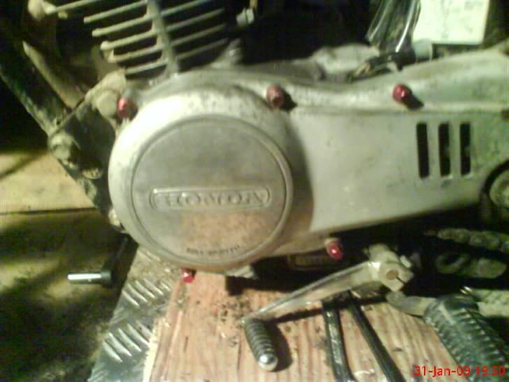 Honda cb 50j billede 16