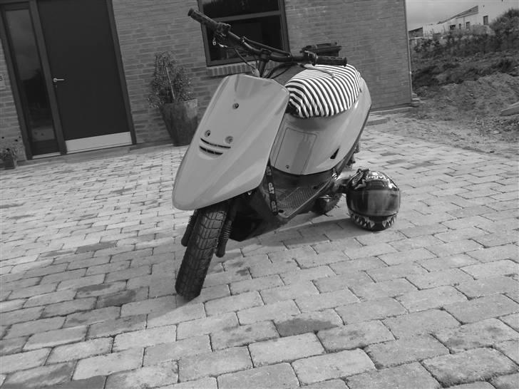 Yamaha jog as solgt billede 10