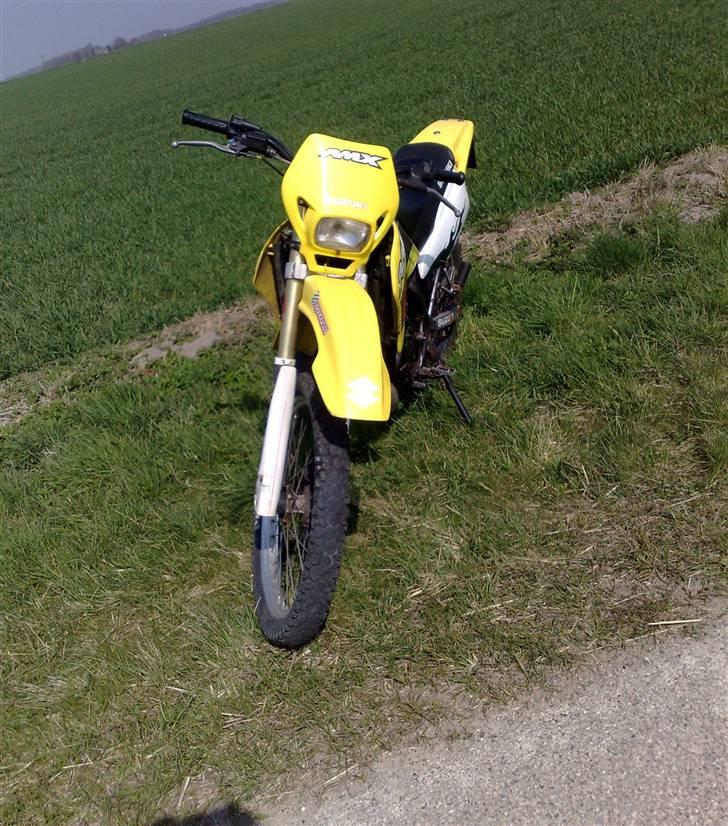 Suzuki Rmx (SOLGT) billede 2