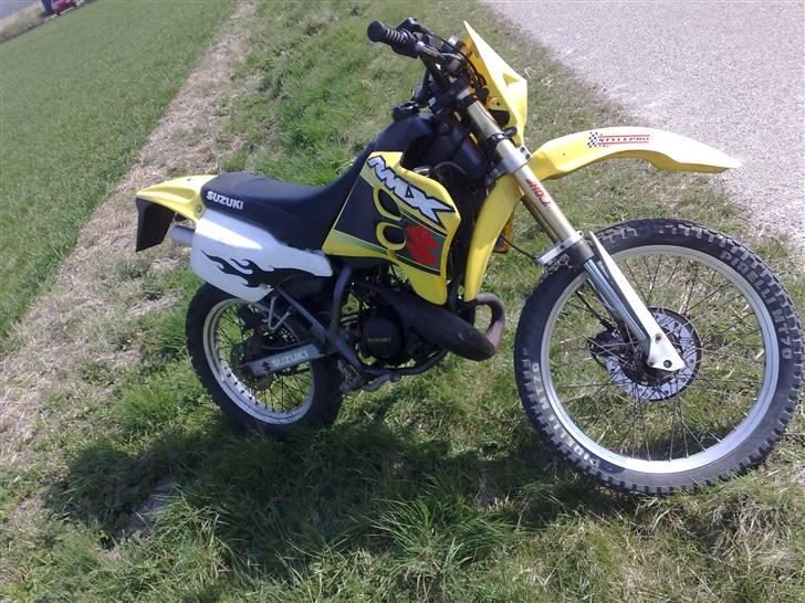 Suzuki Rmx (SOLGT) billede 3