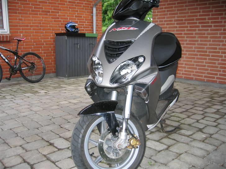 Piaggio nrg power(BYTTET TIL BWS) billede 2