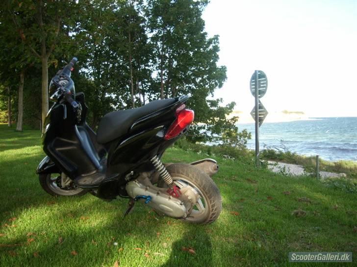 Yamaha jog r (solgt) billede 4