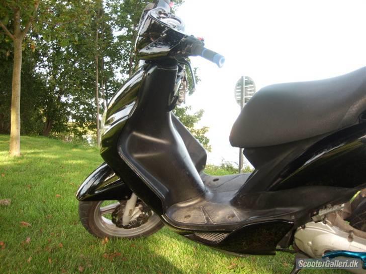 Yamaha jog r (solgt) billede 8