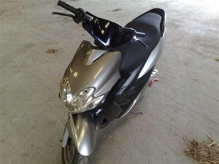 Yamaha jog r (Solgt) billede 1