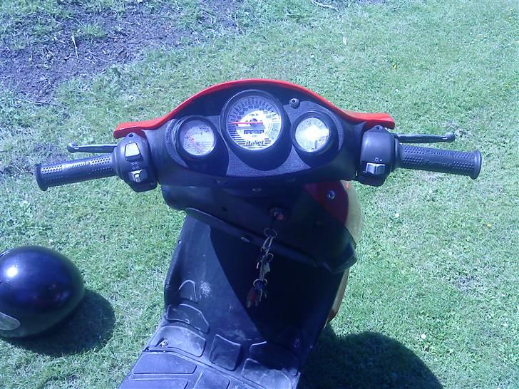 Italjet Formula - Instrumentbrættet, speedo viser til 90km/t billede 3