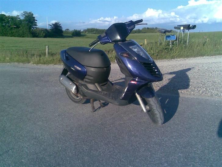 Aprilia Sonic -solgt - som den står juni 2009, nu med bagskærm.. billede 1