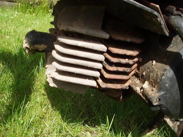 Yamaha Sting [Tidl. Projekt] - Rust rust rust.. Kommer en splinter ny yams 4gears tun cylle på :) billede 4