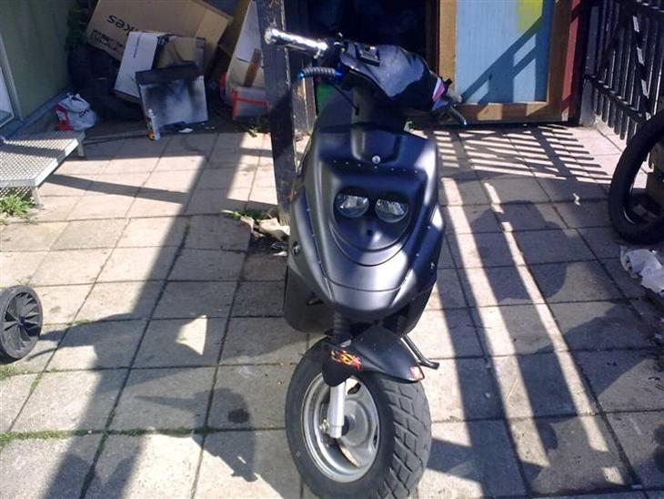 {{currentPhoto.altText}} billede {{currentPhoto.number}}