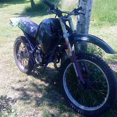 Derbi Senda R  SOLGT :: 