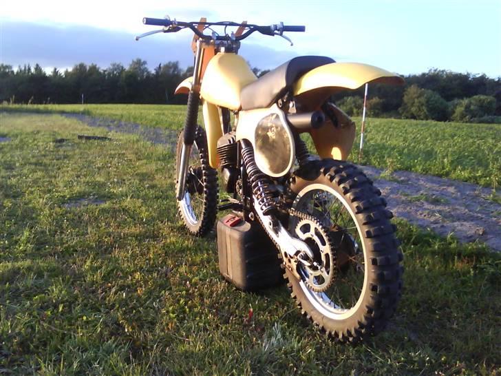 Suzuki RM 124ccm billede 4