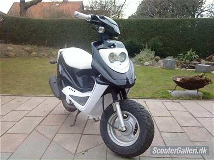 PGO hot 50 SOLGT billede 1