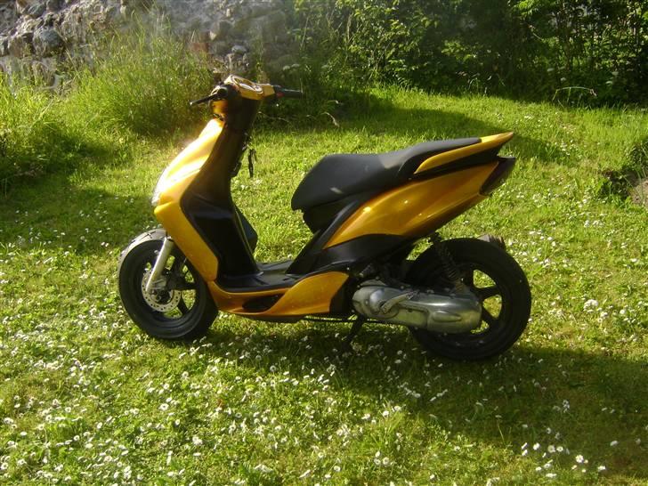 Yamaha Jog R '' Guldklumpen ''  billede 5