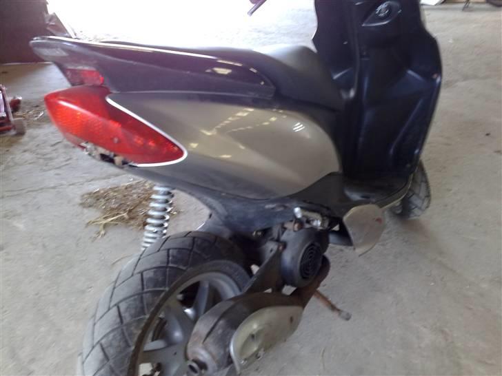 Yamaha jog r (Solgt) billede 6