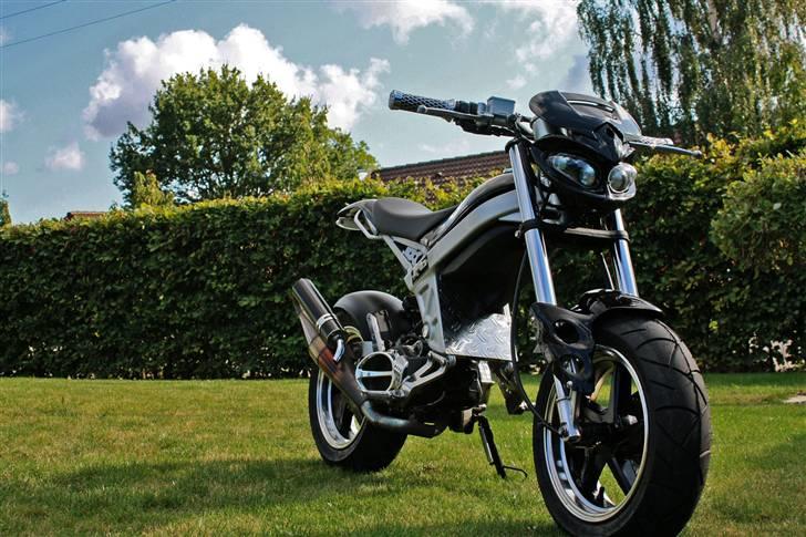 Suzuki street magic [ Byttet ]  billede 1
