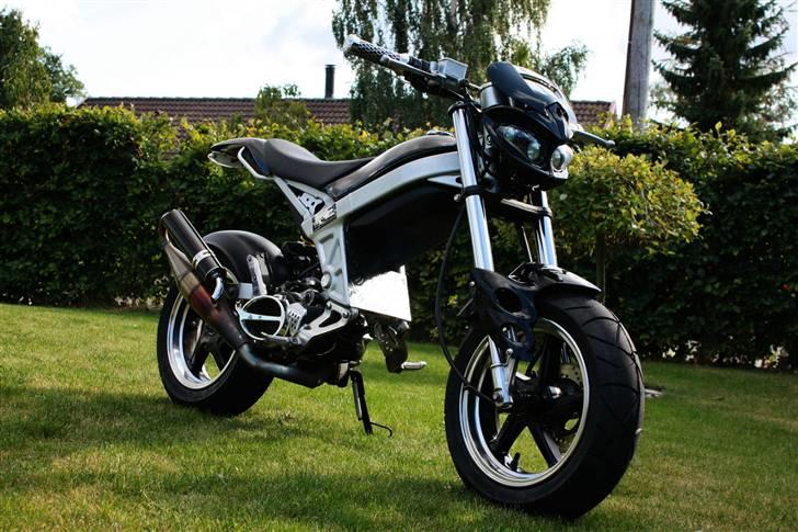 Suzuki street magic [ Byttet ]  billede 4