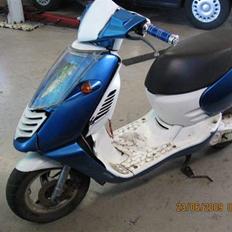 Aprilia sonic  <<<SOLGT>>>