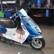 Aprilia sonic  <<<SOLGT>>>