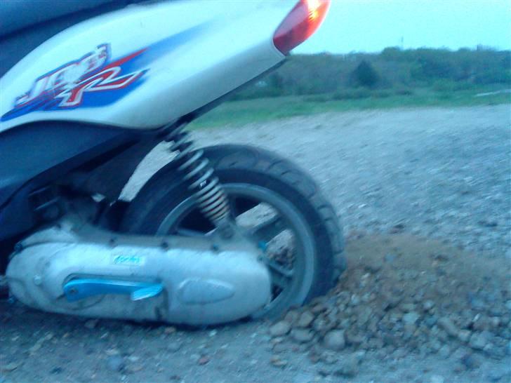 Yamaha jog R (stålet) kun stel  billede 7