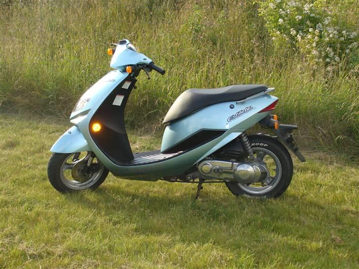 Suzuki estilete - SOLGT billede 9